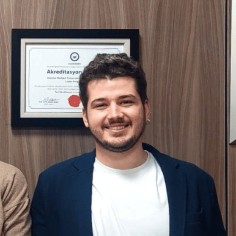 Ecz. Tuna Barkın Tüküç